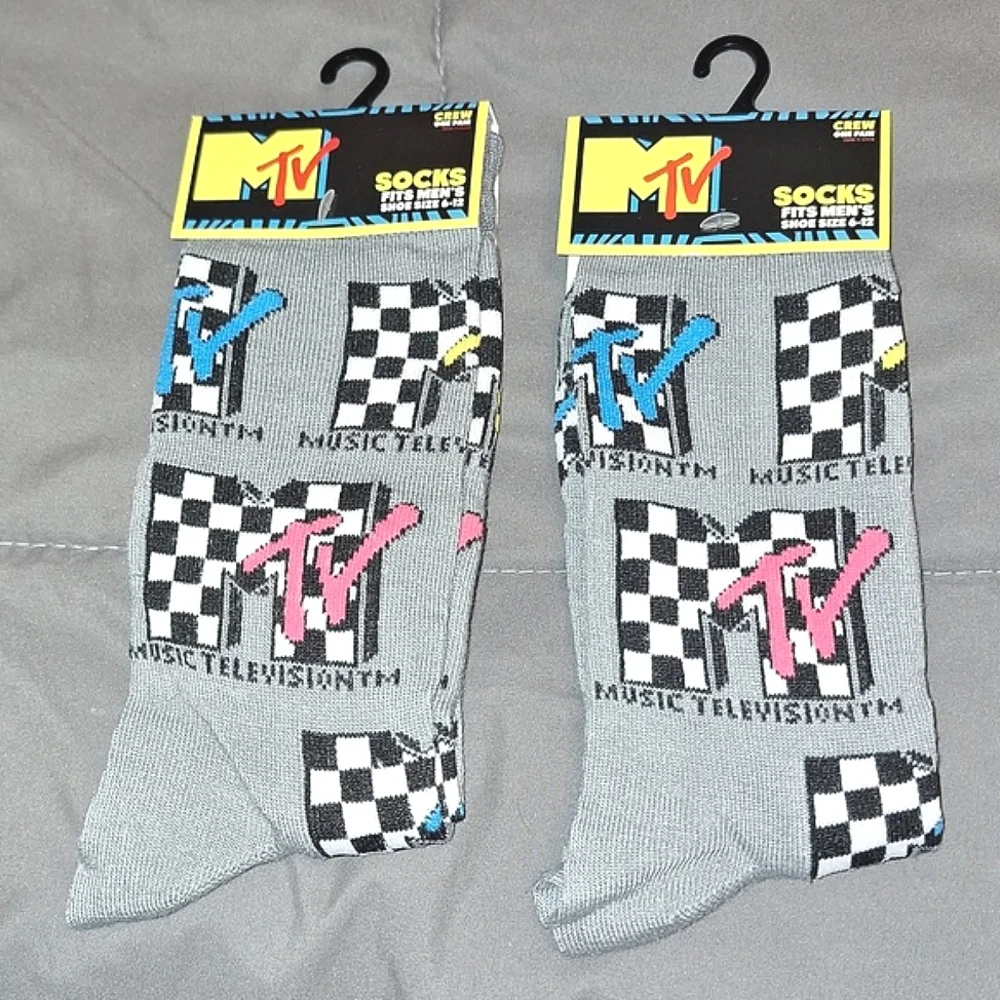 MTV Music‎ Television Crew Socks 2 Pairs Gray Checkered Iconic Logo